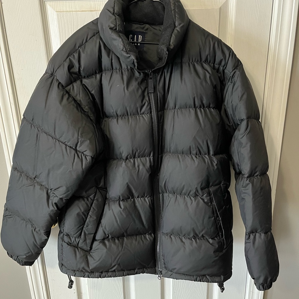 GAP Charcoal Puffer Jacket